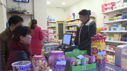 柏溪鎮首家慈善超市開業，日用百貨銷售惠民生